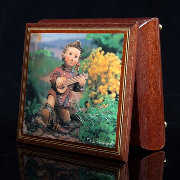 Authentic M.J. Hummel Handcrafted Ercolano Music Box |Swiss Movement | Vintage - Picture 7 of 7